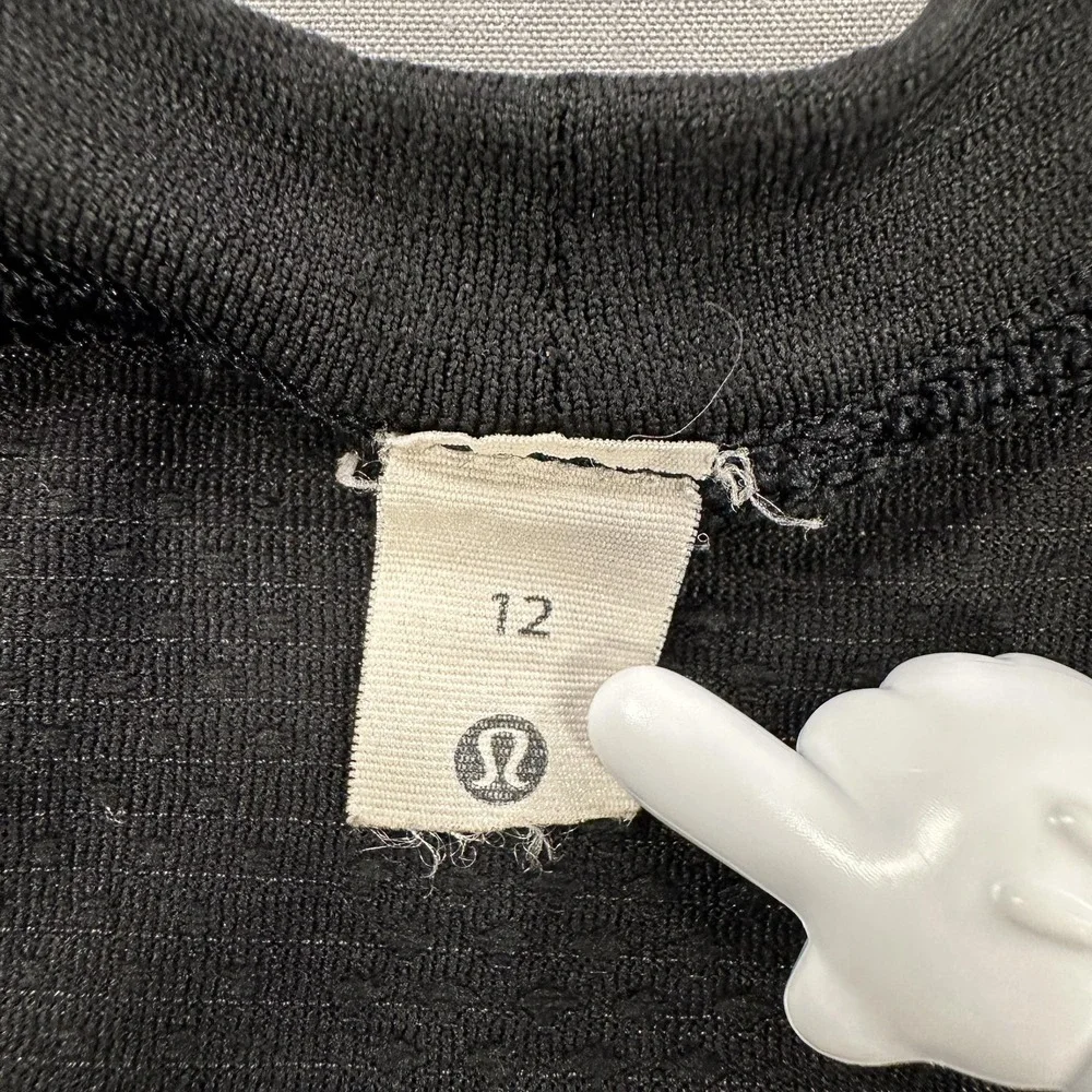 Lululemon Shirt Womens 12 Black Swiftly‎ Tech Long Sleeve Athletic Top Running